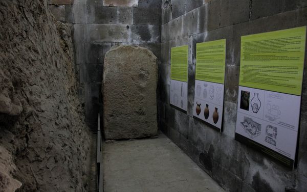 Ուրարտական դամբարան - Sputnik Արմենիա