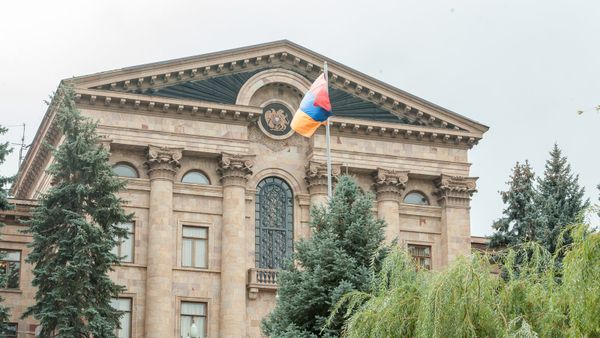 Здание Национального Собрания Армении - Sputnik Армения