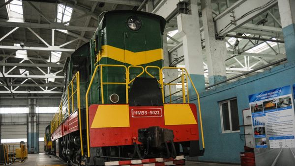 Отремонтированный тепловоз введен в эксплуатацию Отремонтированный тепловоз введен в эксплуатацию - Sputnik Армения