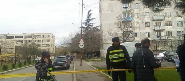 Полиция на месте спецоперации в Исанском районе столицы Грузии Полиция на месте спецоперации в Исанском районе столицы Грузии - Sputnik Արմենիա