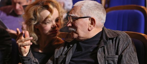Армен Джигарханян и Виталина Цымбалюк-Романовская - Sputnik Армения