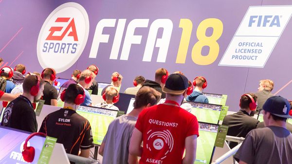 Игра FIFA 2018 - Sputnik Армения