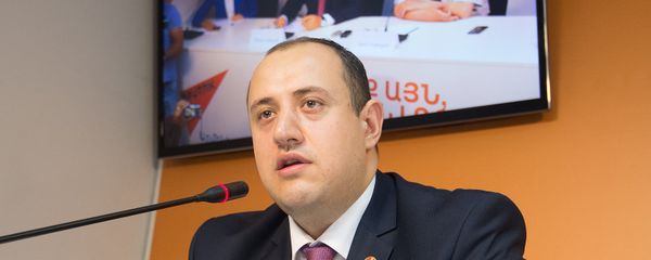 Мигран Акопян - Sputnik Армения