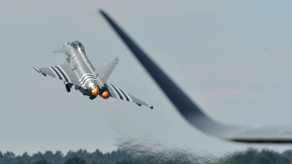 Многоцелевой истребитель Eurofighter Typhoon - Sputnik Армения