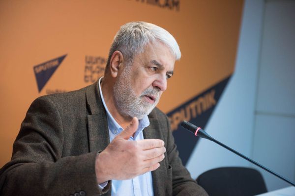 Гарник Асатрян Гарник Асатрян - Sputnik Армения