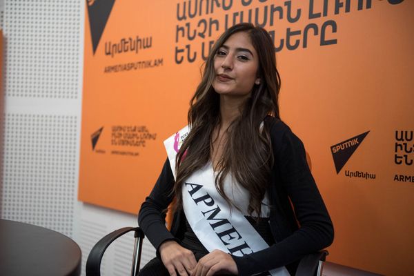 Участницa конкурса Топ-модель СНГ-2017 Марта Багдасарян - Sputnik Արմենիա
