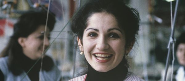 Работница Ереванского трикотажного объединение Анаит Рузанна Айрапетян. 1986г. - Sputnik Արմենիա