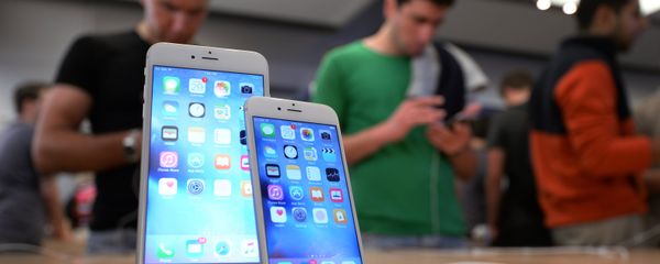 Продажа смартфонов iPhone 6s и iPhone 6s Plus - Sputnik Армения